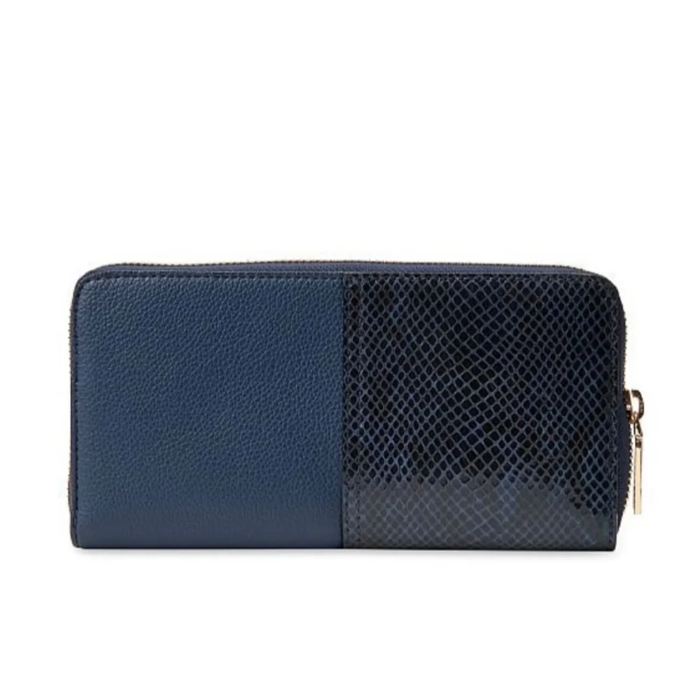 NWT VICTORIA SECRET full zip wallet Leather And Suede BLUE - Picture 2 of 3